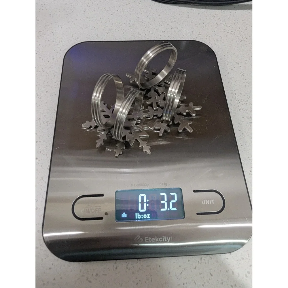 Snowflake Napkin Rings Silver Metal Set of 4 Holiday Table Decor Winter Party